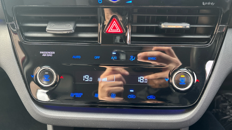 Hyundai IONIQ 1.6 GDi Hybrid 1st Edition 5dr DCT Hybrid Hatchback